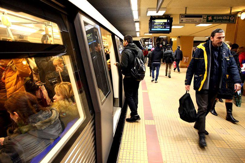 Fără grevă, azi, la metrou! Cine c&acirc;știgă, de fapt, dacă metroul nu circulă