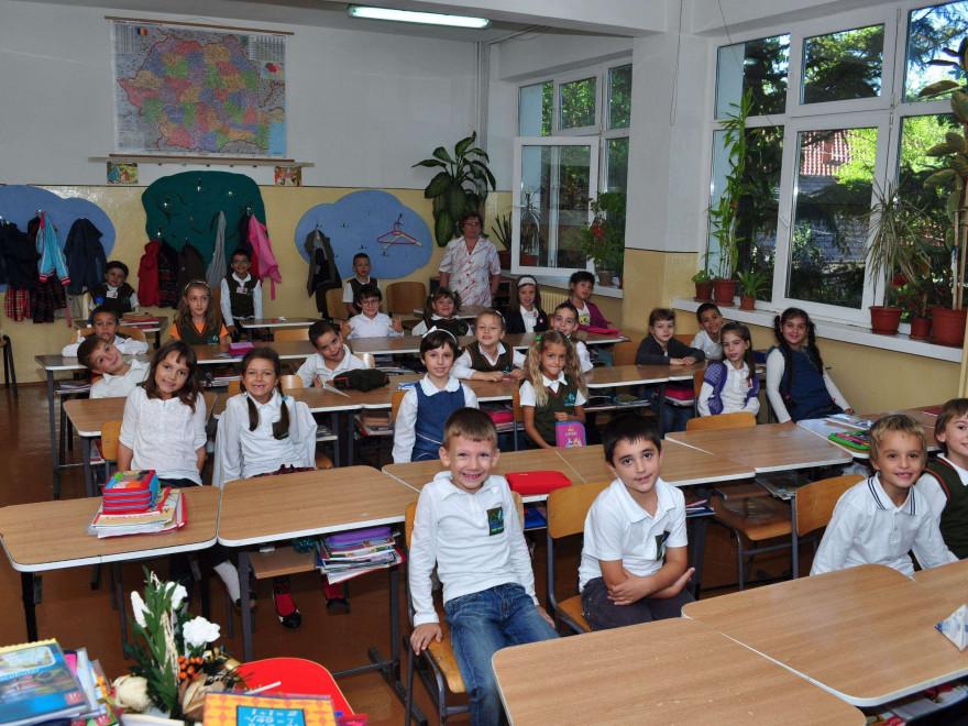 Decizie de ultimă oră! Ce se va &icirc;nt&acirc;mpla cu preșcolarii și cu elevii din clasele I-IV