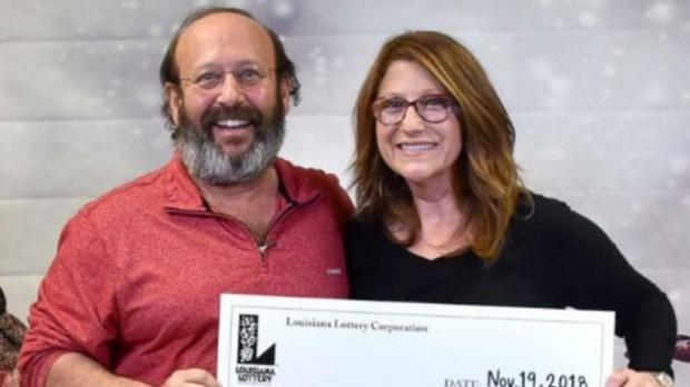 Au găsit un bilet la loterie și au constatat că e c&acirc;știgător! Ce a urmat depășește orice imaginație