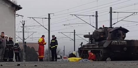 Tragedie în Alba Iulia, cu câteva zile înainte de Centenar! Un militar a murit în timp ce descărca tancurile pentru Parada de 1 Decembrie