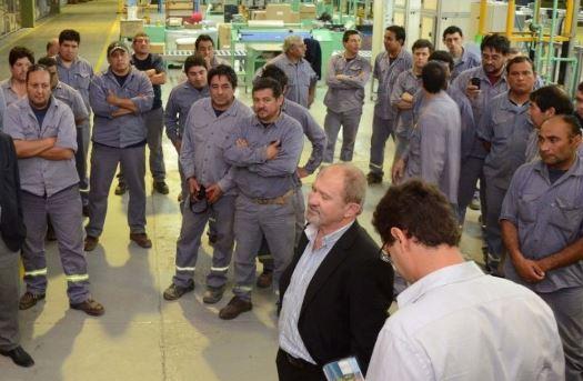 Aproape 3 trei sferturi dintre patroni se pregătesc să facă concedieri masive, după creșterea salariului minim. Ce se va &icirc;nt&acirc;mpla cu angajații