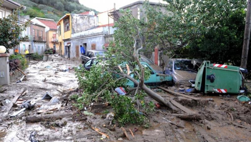 Vremea CATASTROFALĂ din Italia nu se mai încheie! Cel puțin 12 persoane AU MURIT în Sicilia din cauza inundațiilor