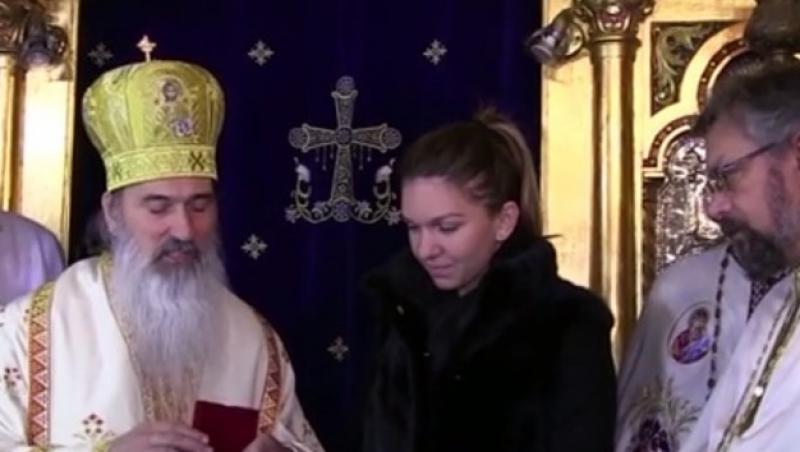 Emoționant! Simona Halep a fost premiată de Arhiepiscopul Tomisului : ”Prin crucea deplină şi prin emoţia cu care v-aţi închinat, aţi mărturisit ortodoxia”