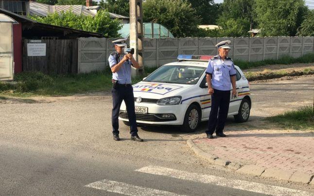 Apel disperat către şoferii din toată România. Poliţia avertizează asupra pericolului în momentul în care dai flash-uri