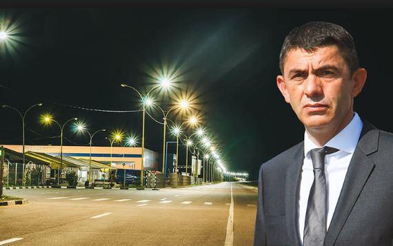 Primarul numește două străzi cu numele tatălui și soacrei decedate! &Icirc;n ce oraș se &icirc;nt&acirc;mplă asta și care este motivul