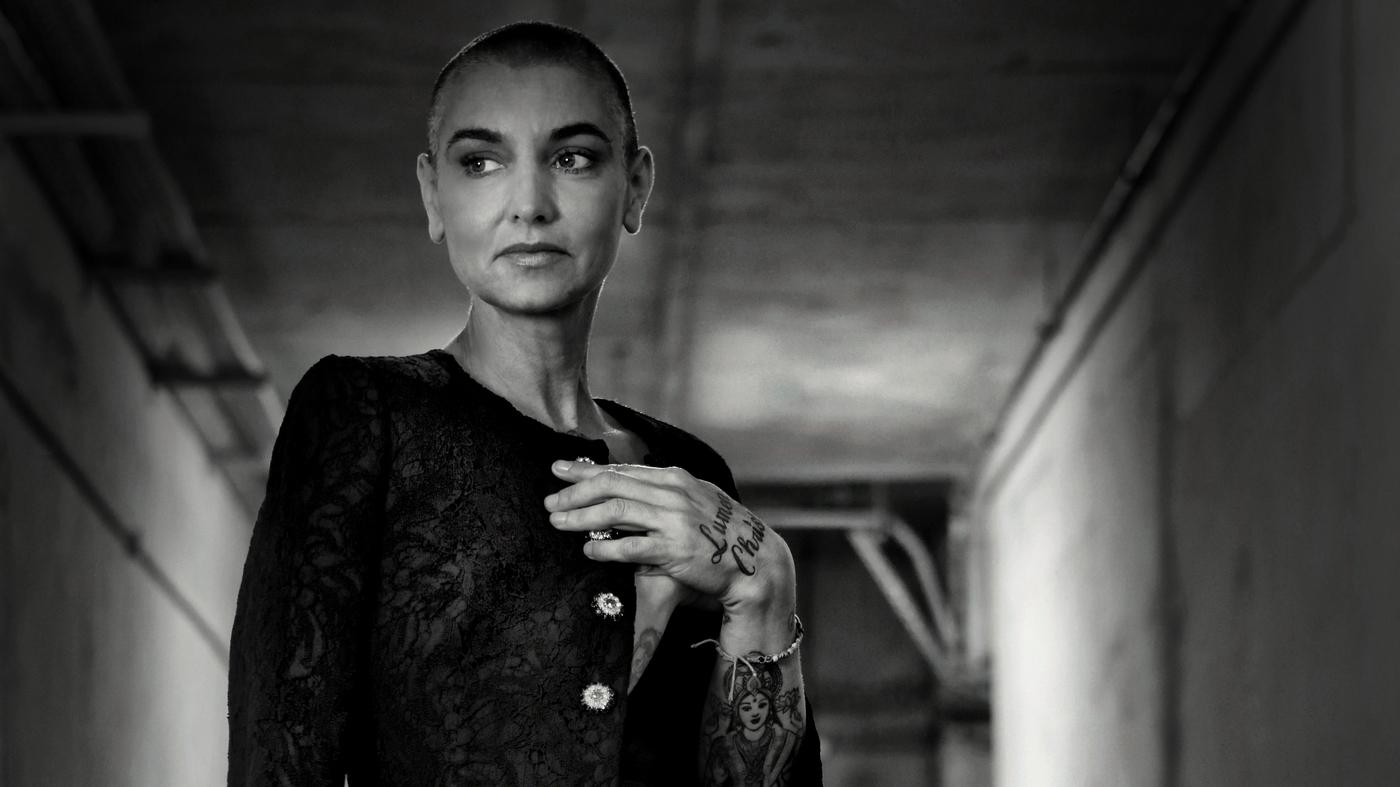 Sinead O'Connor a iscat un scandal pe internet, cu o declarație rasistă: &bdquo;Oamenii albi sunt dezgustători&rdquo;
