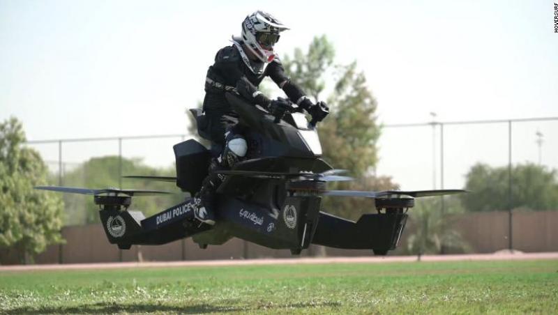 Inedit! În curând poliția din Dubai va patrula pe străzi cu motociclete zburătoare. La ce sumă ajunge o astfel de motocicletă revoluționară