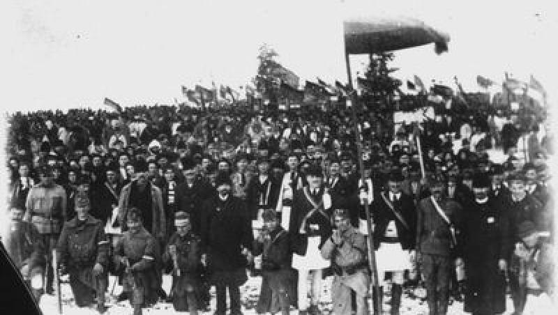 101 ani de la Marea Unire. “Țăranul român a înfăptuit Unirea!” Bazele au fost puse de soldați și țărani, cot la cot