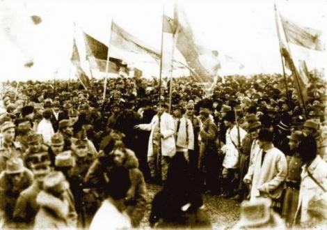 101 ani de la Marea Unire. “Țăranul român a înfăptuit Unirea!” Bazele au fost puse de soldați și țărani, cot la cot