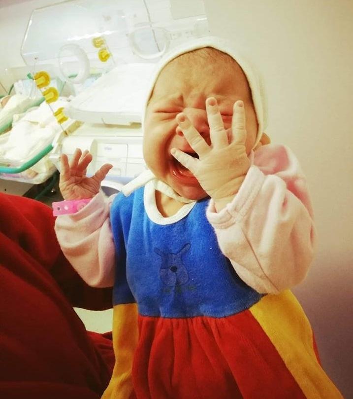 Cea mai frumoasă imagine de 1 Decembrie! O fetiţă s-a născut &icirc;n zori, fiind numită &bdquo;Copilul Centenarului&ldquo;