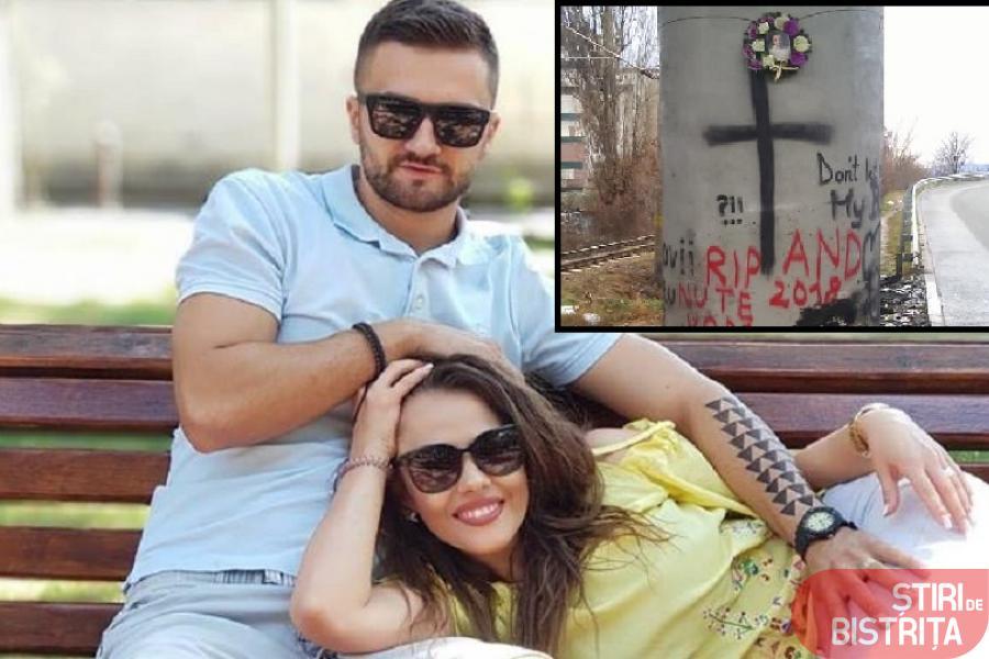Cutremurător! Ce a apărut langă crucea sfințită &icirc;n locul unde Andrei Pintican s-a izbit cu mașina de st&acirc;lp. Apropiații spun că Iustina, soția sa, a fost acolo