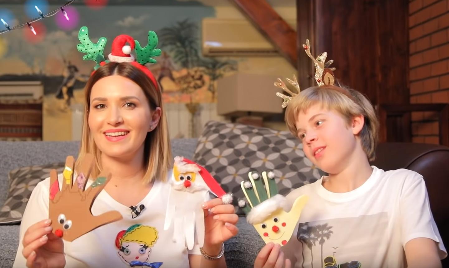 Ela Crăciun te &icirc;nvață cum să faci felicitări de Crăciun fără bani mulți, dar de impact