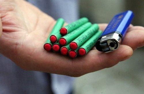 Amenzi uriașe pentru cei care folosesc petarde și pocnitori de sărbători! Ce sancțiuni sunt