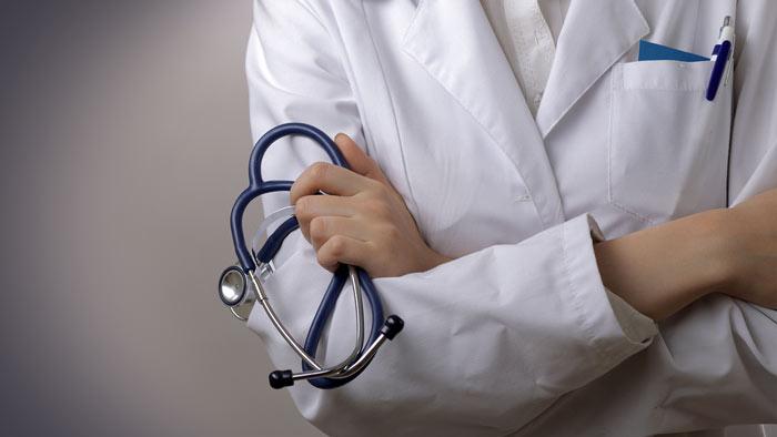 Vești bune pentru medicii din București! Ce a decis Primăria Capitalei: &ldquo;Trebuie să-i convingem pe medici să nu mai plece să muncească &icirc;n străinătate"