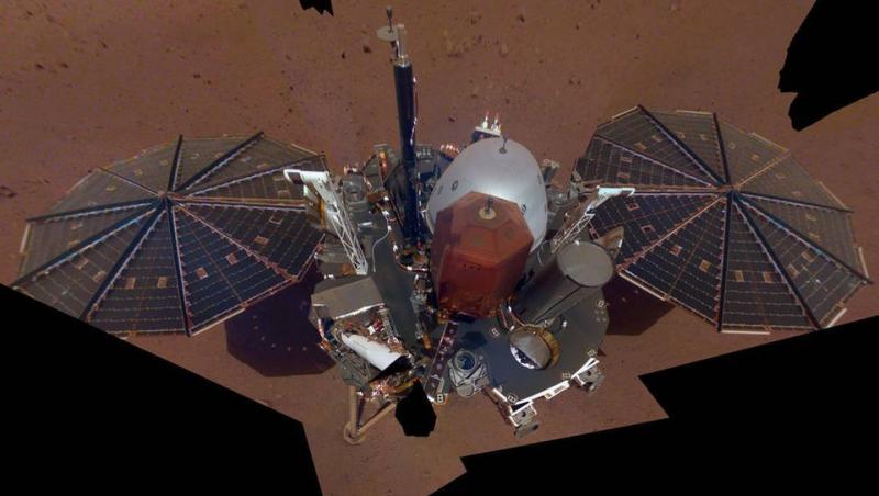 Fotografie inedită! Primul “selfie” de pe Marte, realizat cu ajutorul sondei InSight
