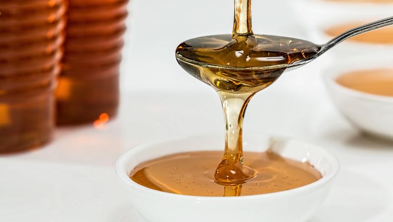Mierea chiar este un aliment-minune! Cum și câtă miere trebuie să consumăm zilnic pentru a obține cele mai bune rezultate