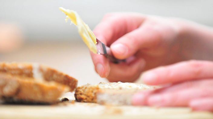 Un bărbat a facut o descoperire importantă, &icirc;ntr-o cutie de margarină! Ce a putut să găsească e vechi de 2.000 de ani: "Este un obiect at&acirc;t de uimitor!