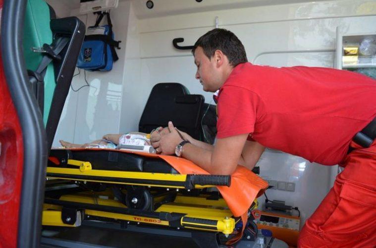 Caz cutremurător la Botoșani! Un bebeluș nou-născut este adus &icirc;n stare extrem de gravă la spital după ce mama sa l-a lăsat să moară de foame