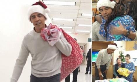 Video! Gest minunat făcut de fostul președinte american! Barack Obama s-a deghizat în Moș Căciun și le-a oferit cadouri copiilor bolnavi