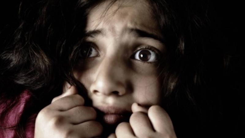 Sfârșit crunt! O fetiță de zece ani și-a pierdut viața după ce a fost supusă unui ritual șocant