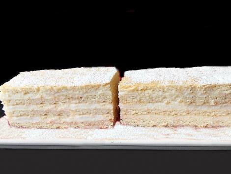 Cum se prepară cea mai populară prăjitură din sezonul rece: Prăjitura Lămâița