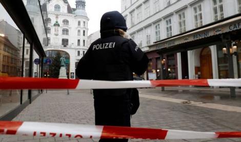 Stare de urgență la Viena, după ce a avut loc un atac armat. Autorul atacului a fugit de la locul faptei