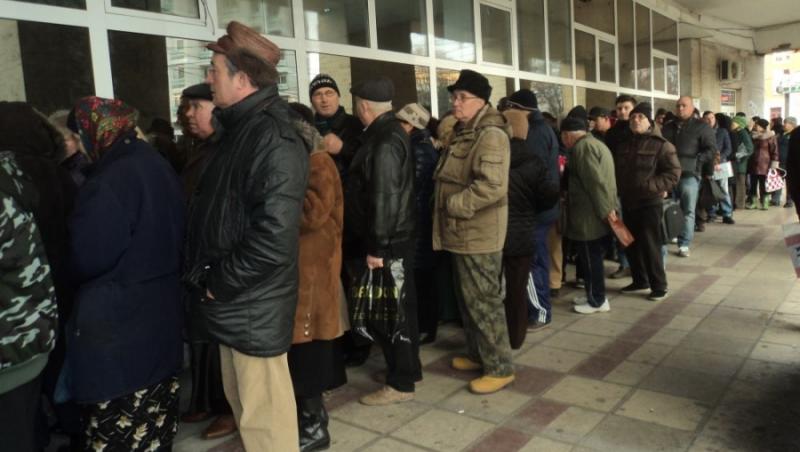 Mii de români norocoși vor plăti taxe mai mici la stat! Vezi dacă te încadrezi