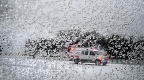 Vremea 5 decembrie. Prognoza meteo anunță ploaie înghețată la București, ninsori la munte