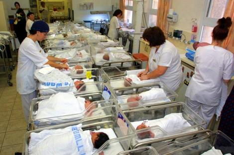 Decizie radicală! Infecția cu stafilococ auriu închide toate maternitățile din România