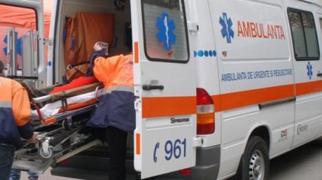 Ambulanțieri, suspectați de omor din culpă, după ce au furat combustibil din autospeciale! Opt persoane ar fi murit din cauza lor