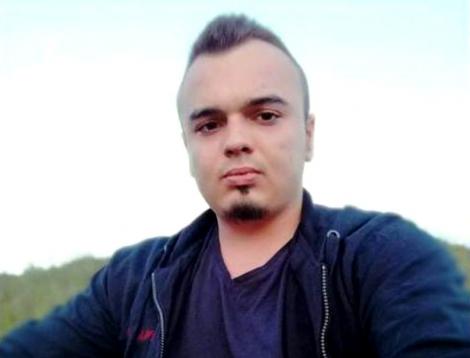Un tânăr de 21 de ani s-a sinucis! Ce a scris pe Facebook înainte de a comite gestul i-a șocat pe colegii săi