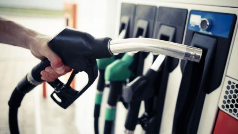 Prețul benzinei a atins un nivel record! Șoferii vor avea parte de surprize mari la pompă