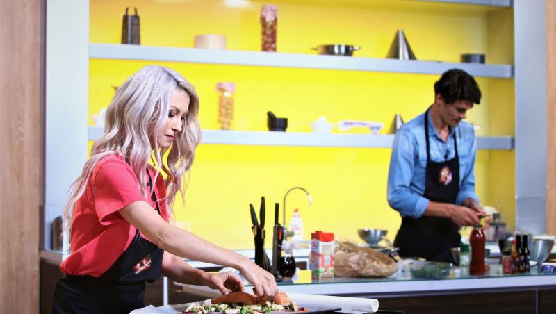 Andreea Bălan și soțul său fac echipă în bucătăria ”Chefi la cuțite”