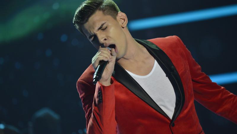 Salvat de Public, Cristian Sanda s-a întors pe scena „X Factor” și ne-a dat pe spate! O interpretare de milioane a piesei „De-ai fi tu salcie la mal”