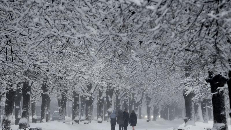 Iarnă în toată puterea cuvântului! Moscova, afectată de cele mai mari ninsori din iarna aceasta: 