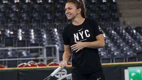 30 de lucruri pe care nu le stiai despre Simona Halep -  “ De la Federer aș lua din felul în care se controlează pe teren, de la Serena Williams mi-aș dori încrederea ei.  Iar de la Nadal aș lua bucuria lui”