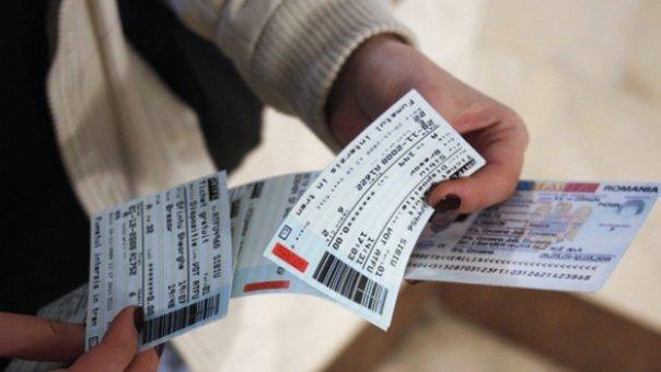 Bilete de tren la jumătate de preţ, de Valentine&rsquo;s Day: "Plimbaţi-vă &icirc;n doi! Jumătate tu, jumătate noi"