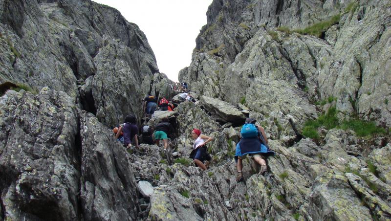 Veste tristă pentru românii pasionați de călătorii la munte! Strunga Dracului se închide permanent! Ce rute ocolitoare există
