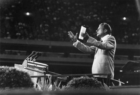 S-a stins una dintre cele mai influente figuri ale religiei din toate timpurile. Billy Graham a murit în această după amiază!