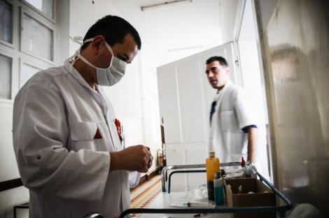 Ministerul Sănătății refuză să declare epidemie de gripă în România: Numărul morților se apropie de 50. Ce spun medicii