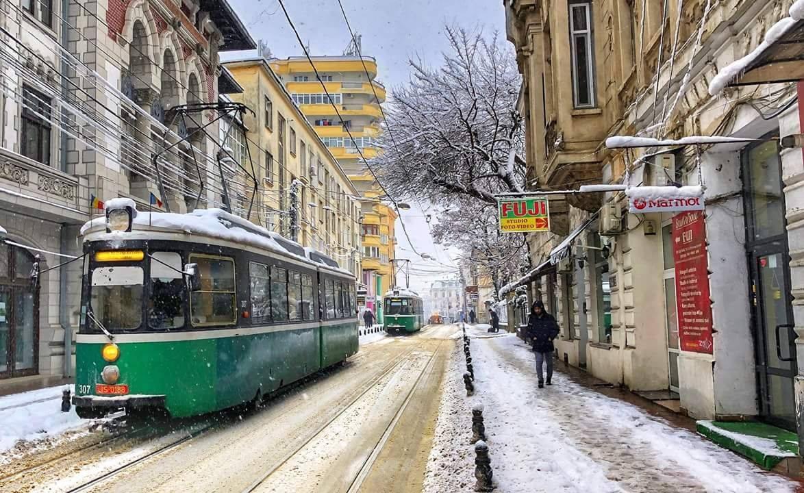 VREMEA din 24 februarie nu ține cu noi. Ger &icirc;n toată țara de Dragobete