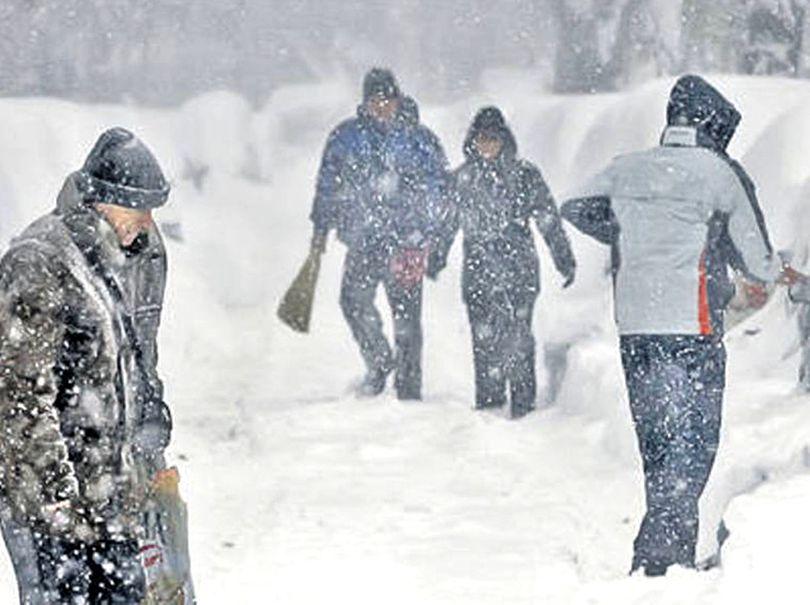 Cod portocaliu de ninsori şi viscol. Prognoză de coșmar pentru următoarele zile