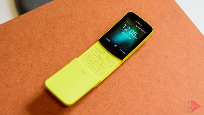 Mai ții minte celebrul telefon „Nokia Banană”? A fost relansat!!! Iată cum arată versiunea nouă a modelului Nokia 8110