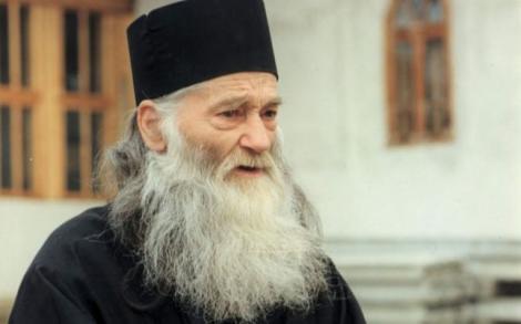 Profeția cumplită a părintelui Iustin Pârvu despre România a început DEJA! „Vin cutremurele...”