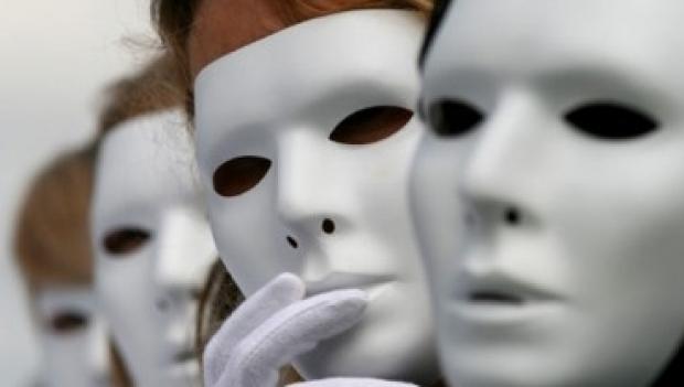 Zodiile care nu au curaj să spună ce simt. &Icirc;şi ascund g&acirc;ndurile, nu comunică și ajung la separare și divorț