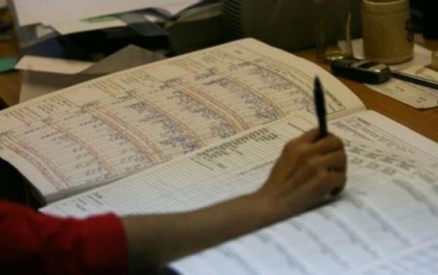 O nouă grevă &icirc;n &icirc;nvățăm&acirc;nt și cursuri sistate? Profesorii sunt revoltați că au salarii mai mici dec&acirc;t șoferii de primărie