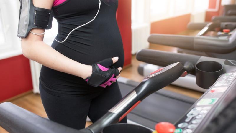 Medicii obstetricieni le recomandă femeilor însărcinate să facă mișcare. Exercițiile fizice împiedică diabetul gestional, dar și alte afecțiuni importante