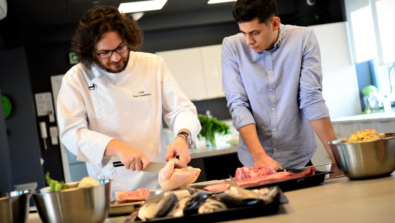 Chef Florin Dumitrescu a dezvăluit secretele gastronomiei câștigătorului aplicației ,,Chefi la cuțite”