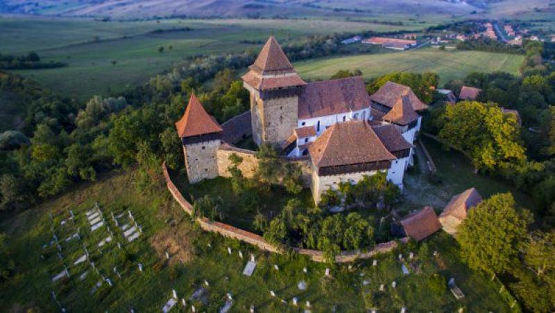 SATUL inclus în topul celor mai FRUMOASE destinații din LUME. Se află în România și e vechi de sute de ani