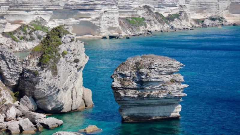Descoperă perlele Mediteranei, într-un circuit în Sicilia, Sardinia și Corsica